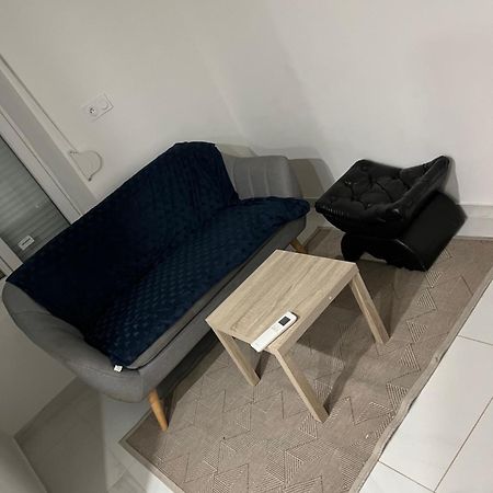 Appartement Calme Dans Villa Individuelle บักนัวส์-ซัวร์-เซซ ภายนอก รูปภาพ